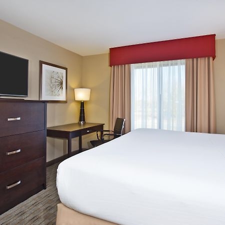 Holiday Inn Express & Suites Springfield By Ihg Экстерьер фото