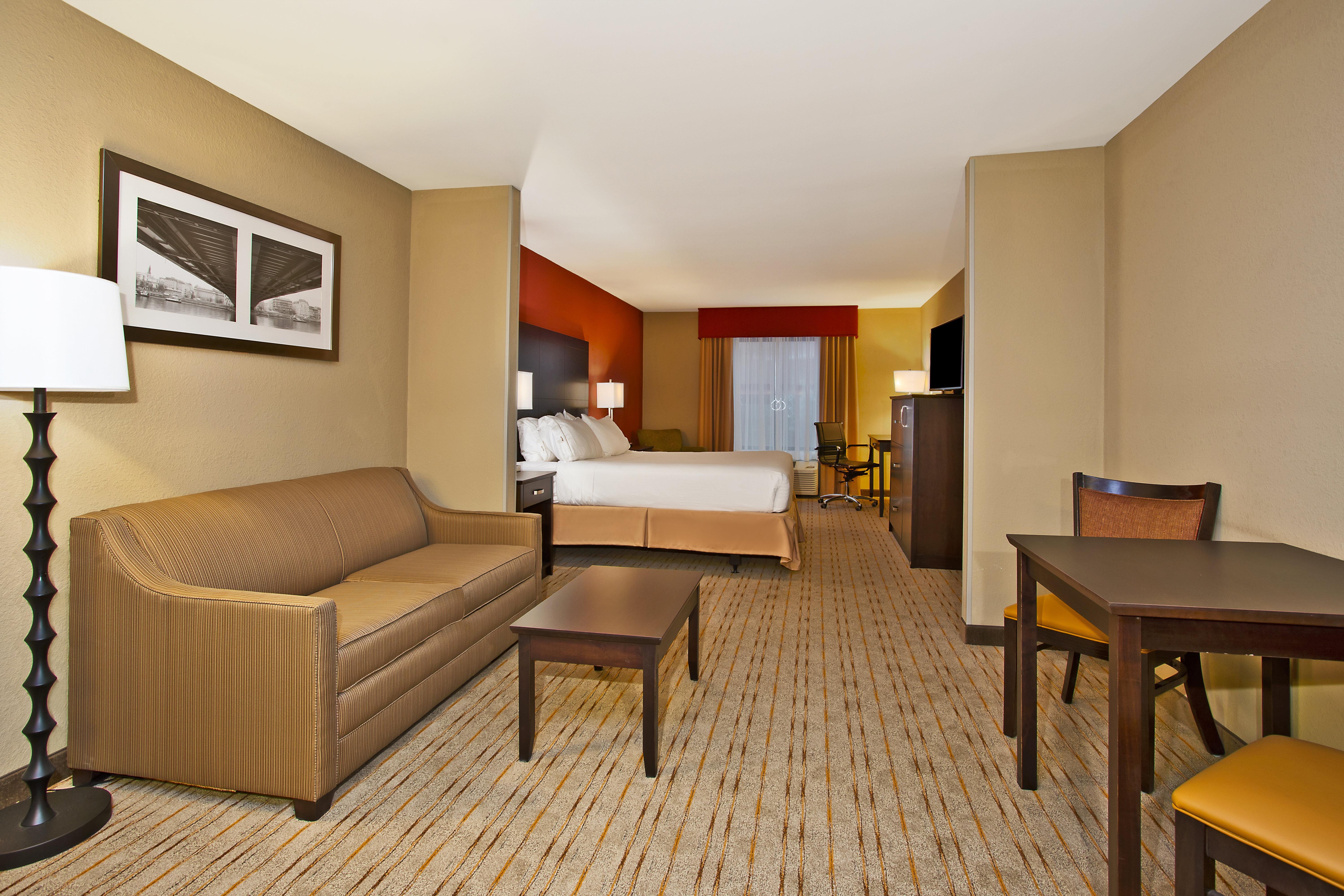 Holiday Inn Express & Suites Springfield By Ihg Экстерьер фото